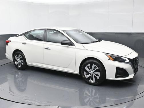 2025 Nissan Altima S