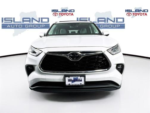 2022 Toyota Highlander Limited