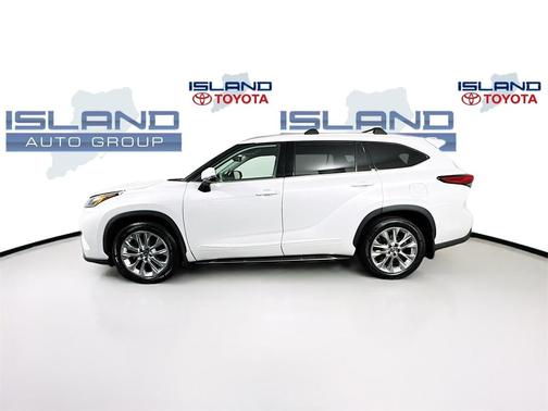 2022 Toyota Highlander Limited