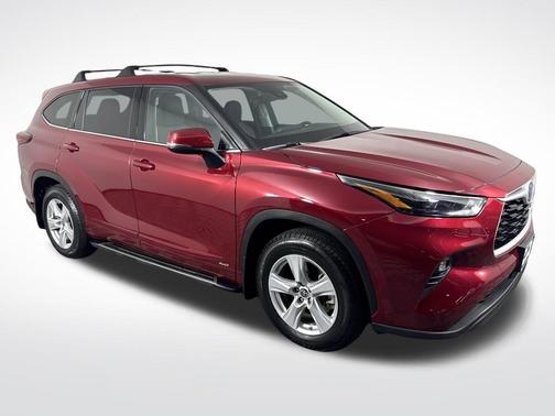 2022 Toyota Highlander Hybrid LE