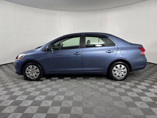 2010 Toyota Yaris Base