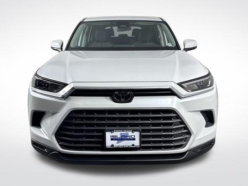 2025 Toyota Grand Highlander LE