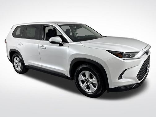 2025 Toyota Grand Highlander LE