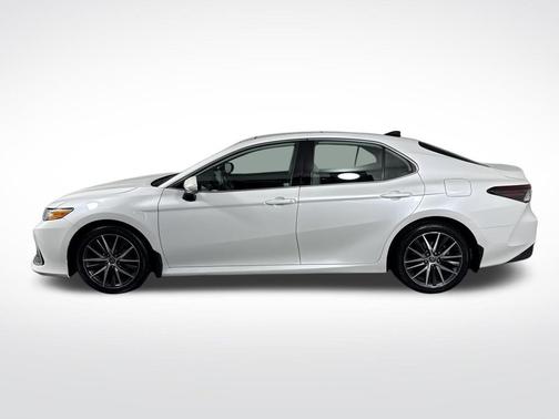 2022 Toyota Camry XLE