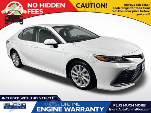 2022 Toyota Camry LE