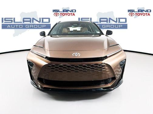 2025 Toyota Crown Signia Limited