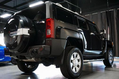 2008 Hummer H3 Base