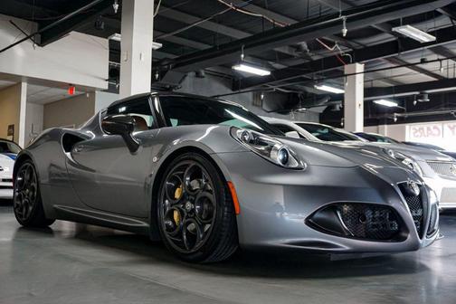 2020 Alfa Romeo 4C Spider Base