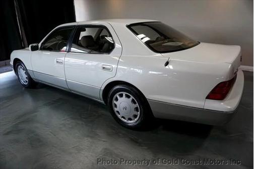 1995 Lexus LS 400 Base