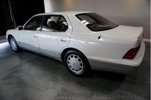 1995 Lexus LS 400 Base