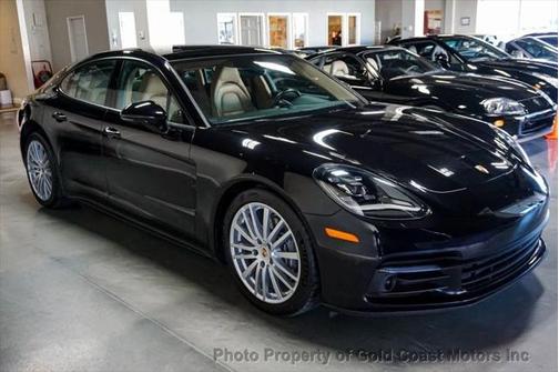 2018 Porsche Panamera Base