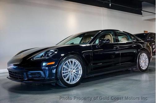 2018 Porsche Panamera Base