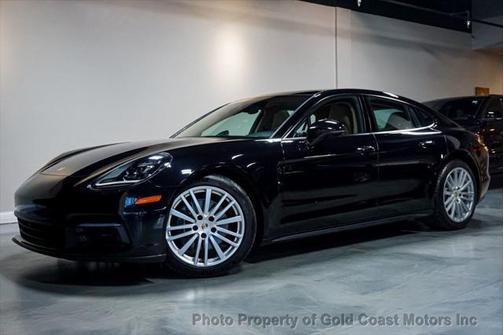 2018 Porsche Panamera Base