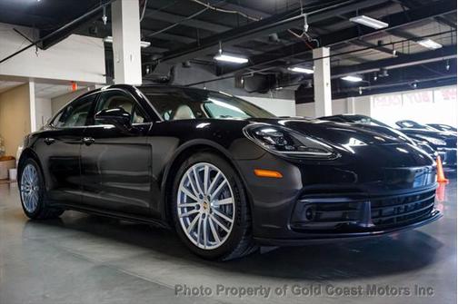 2018 Porsche Panamera Base