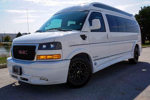 2023 GMC Savana 2500 Work Van