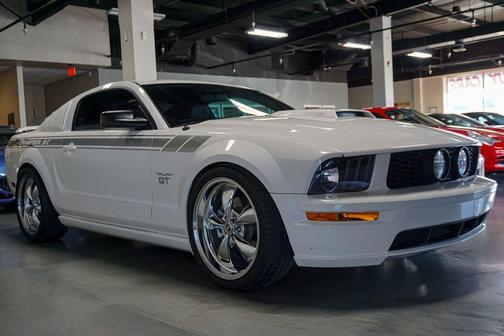 2007 Ford Mustang Base