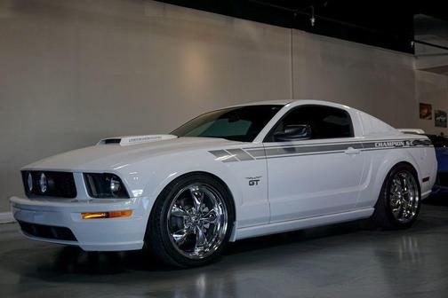2007 Ford Mustang Base