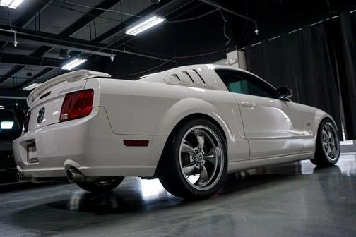 2007 Ford Mustang Base