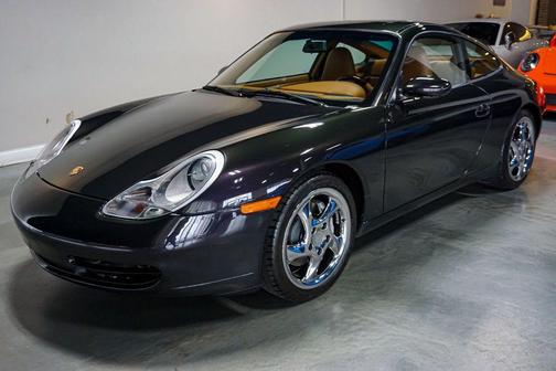 2000 Porsche 911 Carrera 4