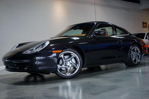 2000 Porsche 911 Carrera 4