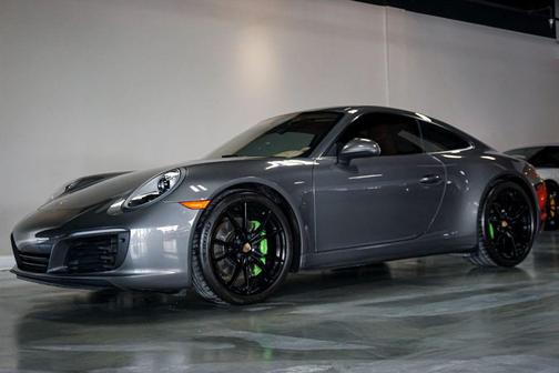 2017 Porsche 911 Carrera 4S