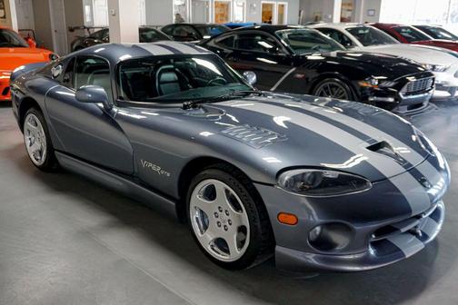 2000 Dodge Viper *Viper GTS* *Steel Gray* *Silver Stripes* *Only 15k Miles*