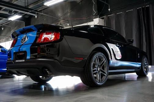 2012 Ford Shelby GT500 Base