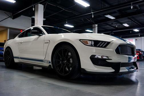 2020 Ford Shelby GT350 Base