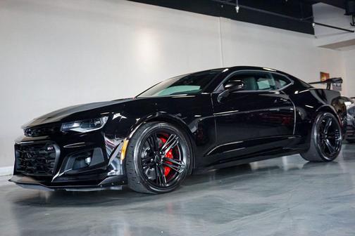 2018 Chevrolet Camaro *1LE Track Package* *6-Speed Manual* *Only 28 Miles*