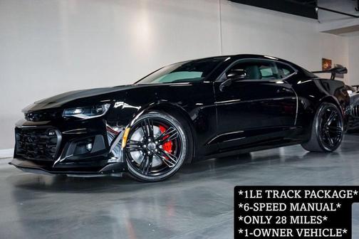 2018 Chevrolet Camaro *1LE Track Package* *6-Speed Manual* *Only 28 Miles*