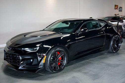2018 Chevrolet Camaro *1LE Track Package* *6-Speed Manual* *Only 28 Miles*