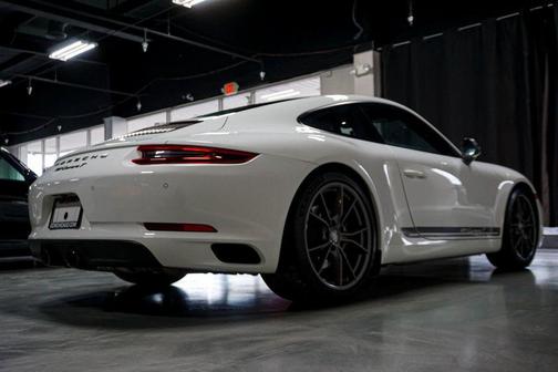 2019 Porsche 911 Carrera T