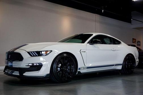 2020 Ford Shelby GT350 Base