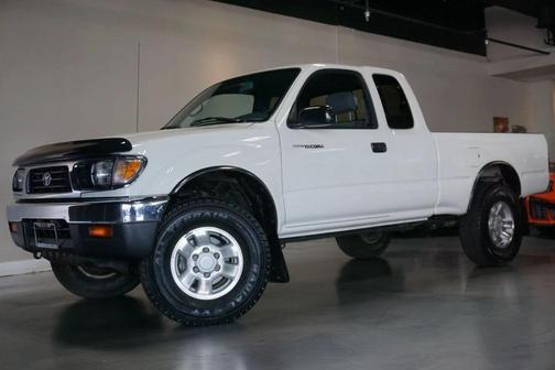 Super White 1997 Toyota Tacoma Base