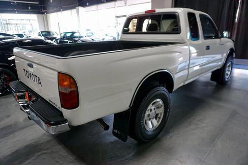 Super White 1997 Toyota Tacoma Base