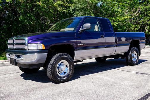 Deep Amethyst Pearl 1999 Dodge Ram 2500 SLT Quad Cab