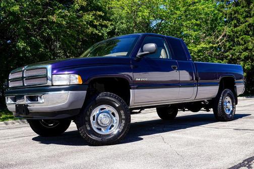 Deep Amethyst Pearl 1999 Dodge Ram 2500 SLT Quad Cab