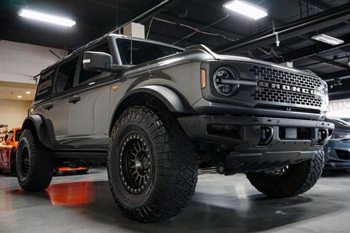 Carbonized Gray Metallic 2021 Ford Bronco *Badlands Advanced 4WD* *Sasquatch Pkg* *Tasteful Upgrades*