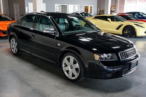 Brilliant Black 2004 Audi S4 4.2 quattro