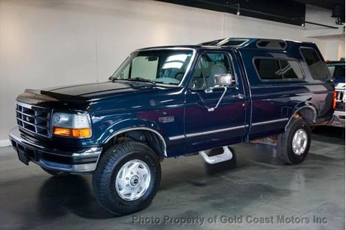 1996 Ford F-250 *4WD* *7.5L 8 Cylinder* *West Coast Truck* *Matching Topper*