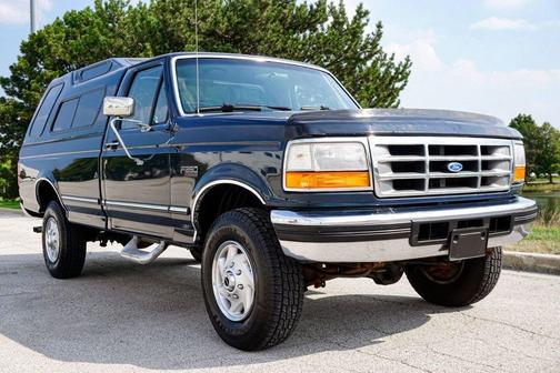 1996 Ford F-250 *4WD* *7.5L 8 Cylinder* *West Coast Truck* *Matching Topper*