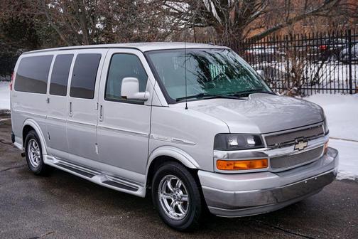 2011 Chevrolet Express 1500 *Explorer Conversion Van* *Only 43k Miles* *Rear Sofa Bed*