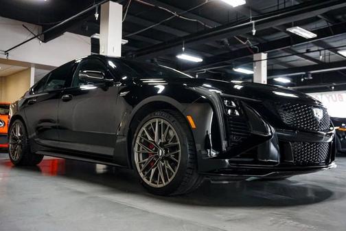 2025 Cadillac CT5 Sport