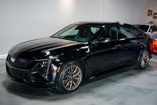 2025 Cadillac CT5 Sport