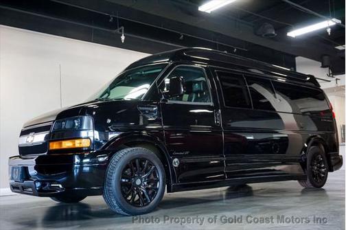 2021 Chevrolet Express 2500 *Explorer Limited SE* *9-Passenger*