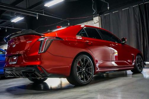 2022 Cadillac CT4-V *CT4-V Blackwing* *6-Speed Manual* *Carbon Fiber Package*