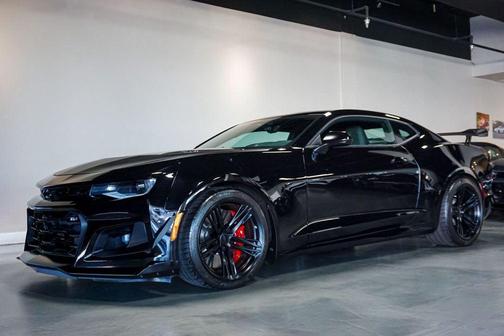 2023 Chevrolet Camaro *1LE Track Pkg* *6-Speed Manual* *1-Owner* *Only 1k Miles*