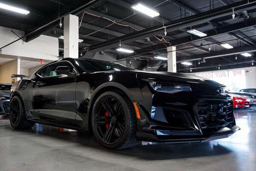 2023 Chevrolet Camaro *1LE Track Pkg* *6-Speed Manual* *1-Owner* *Only 1k Miles*