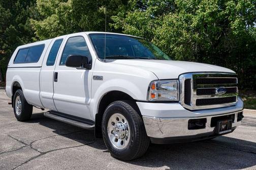 Oxford White 2005 Ford F-250 XLT SuperCab Super Duty