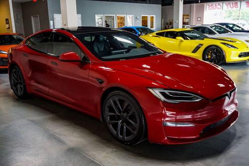 Red Multi-Coat 2022 Tesla Model S *Model S AWD* *21-Inch Arachnid Wheels* *1-Owner*